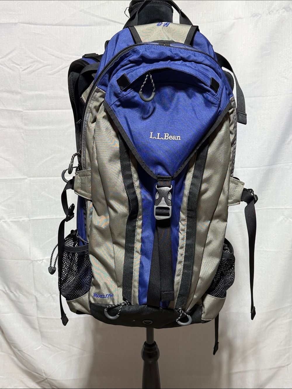 LL Bean Bigelow Internal Frame Backpack